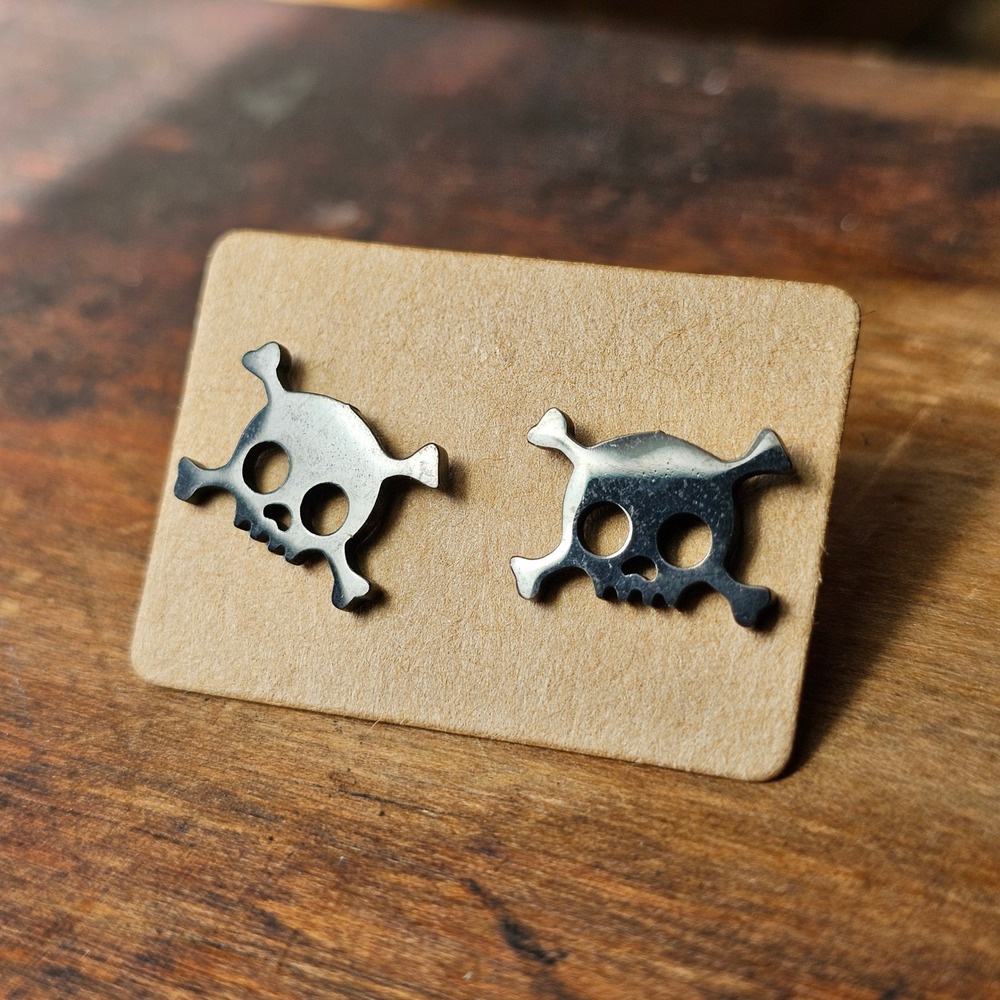 Black Skull Crossbones Stud Earrings Unisex OS Stainless Steel Goth Punk Emo